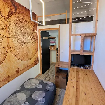 Les Cordees Liees Nyaraló Albi